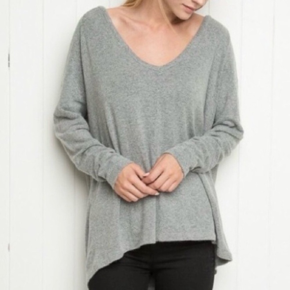 BRANDY‎ MELVILLE Gray Oversized Slouchy V-Neck Sweater OS